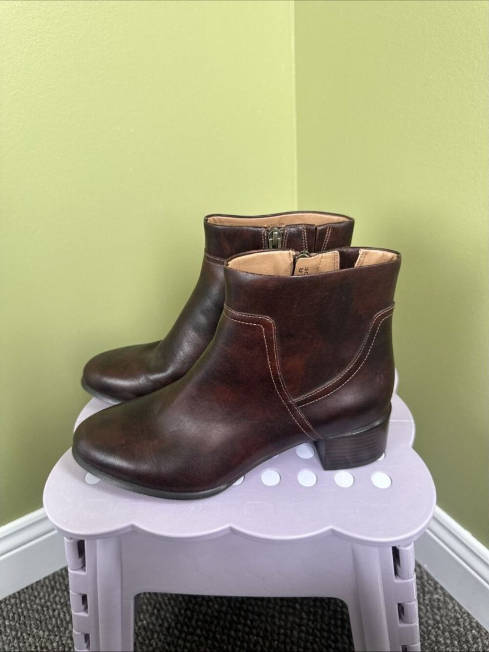 Vionic Kamryn Ankle Boots Brown 7.5 Leather Side Zip - Picture 2 of 8